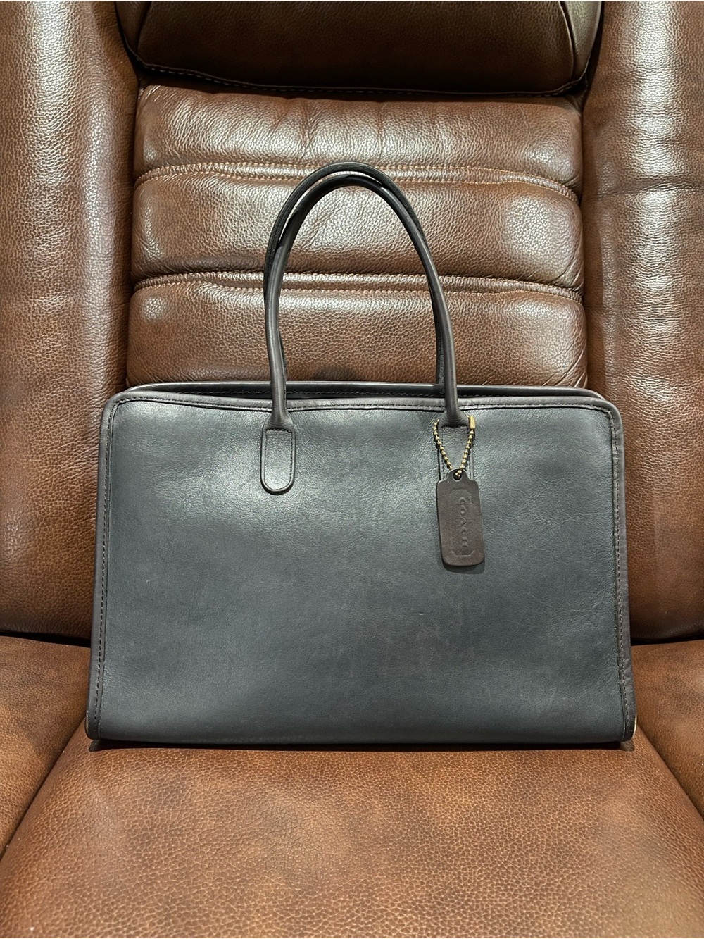 Vintage Coach Standard Tote ( NYC MADE )
